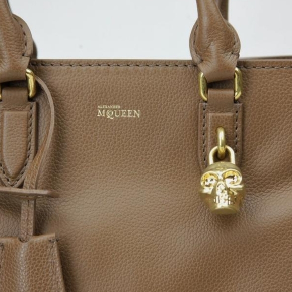 Alexander McQueen Cuoio Calf Medium Skull Handbag - Picture 4 of 8